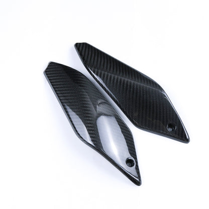 Carbon Seitenabdeckung KTM Duke 690 2012-2019